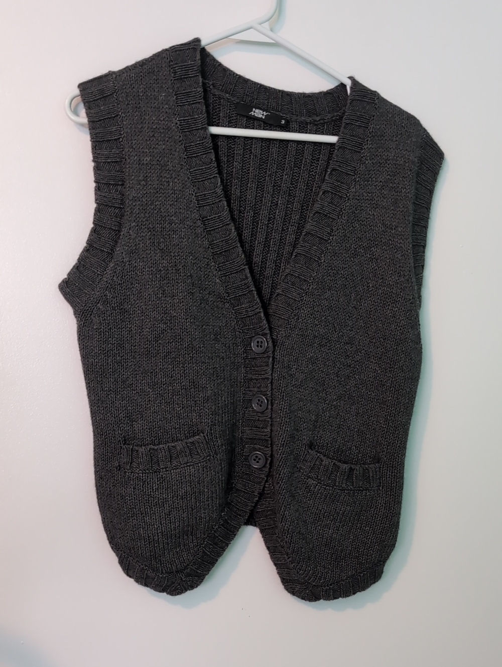 New Man Grey Sweatervest Size 3 (Size Small)